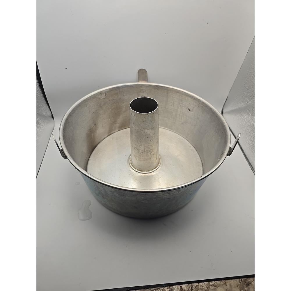 Angel Food Cake Pan Round‎ 2 pc Aluminum Tube Baking Priscilla Ware - Picture 6 of 6